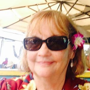 Meet your Posher, Denise